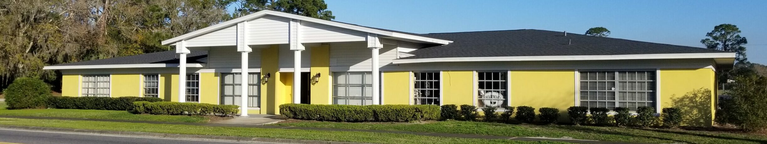 Flagler_Free_Clinic_Front_Yellow_Building